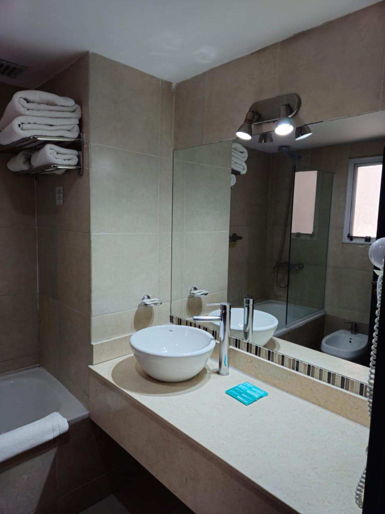 Dakar Mendoza